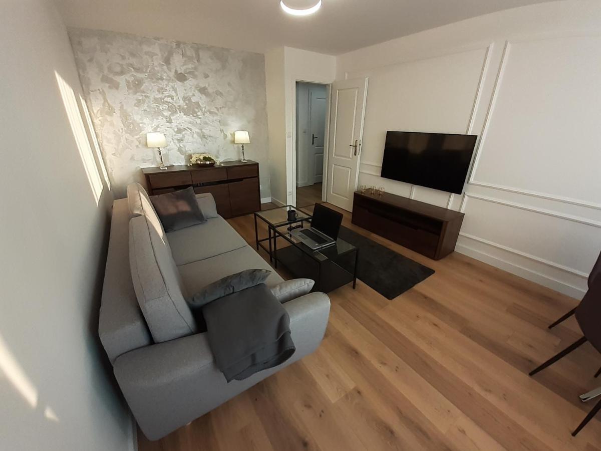 Apartament Plaza 41 กดัญสก์ ภายนอก รูปภาพ