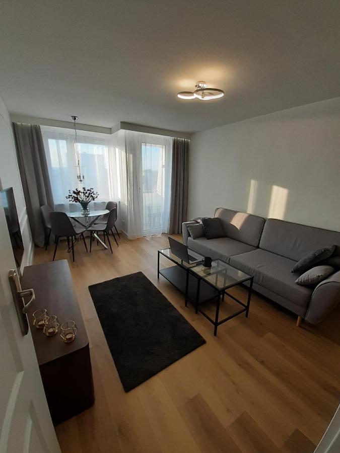 Apartament Plaza 41 กดัญสก์ ภายนอก รูปภาพ