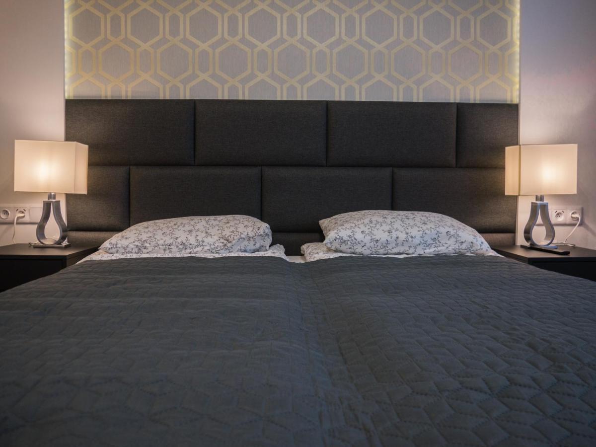 Apartament Plaza 41 กดัญสก์ ภายนอก รูปภาพ