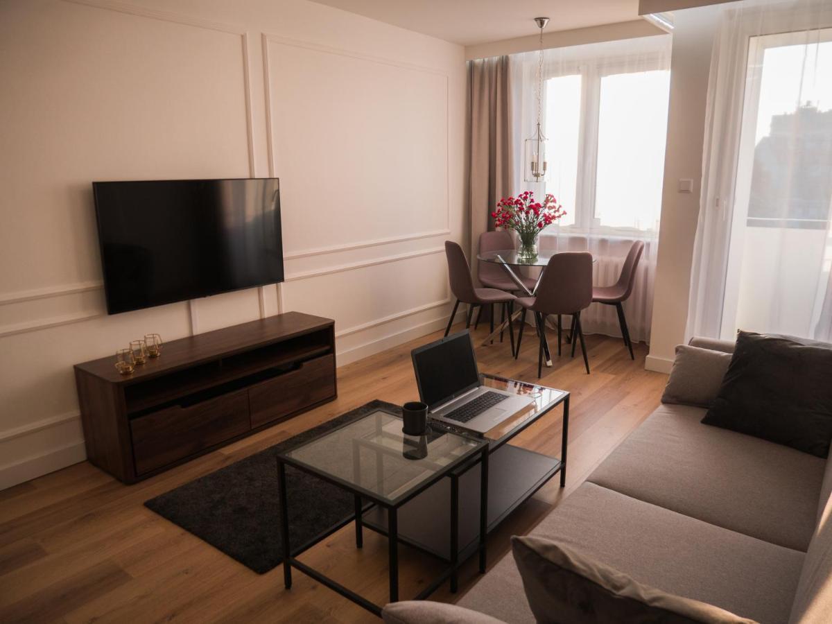 Apartament Plaza 41 กดัญสก์ ภายนอก รูปภาพ
